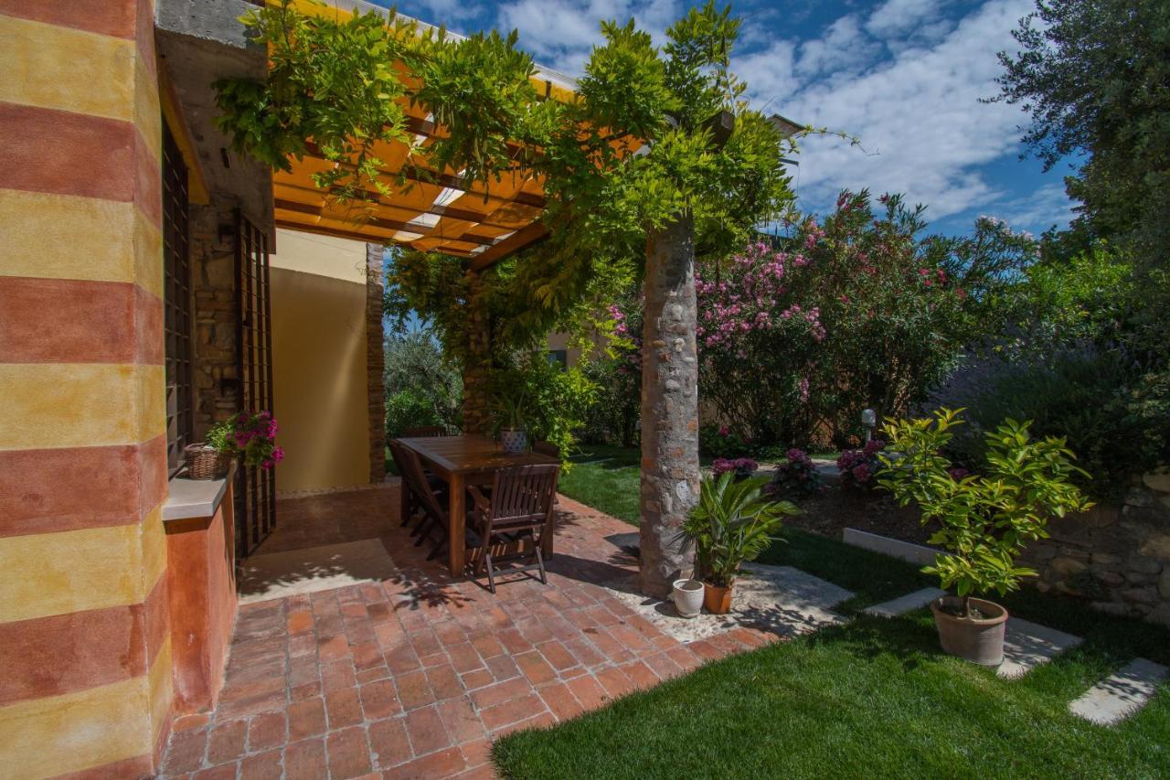 Sesto Armonico B&B Palazzolo  Exterior photo